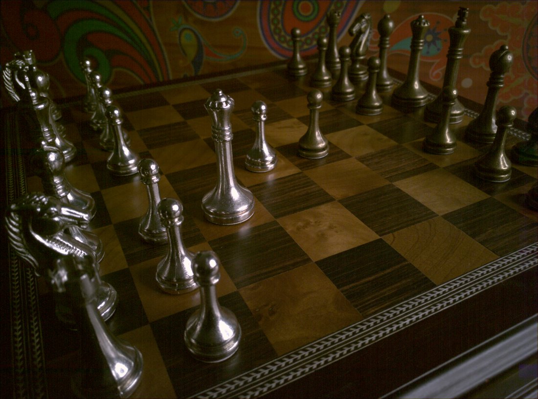 SIDD-CC corrected ground truth, chess scene